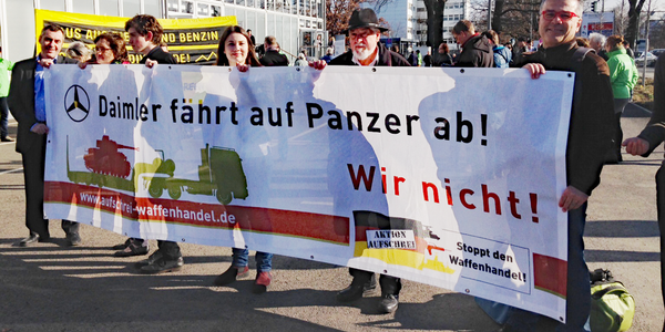 Proteste vor der Daimler-Hauptversammlung 2018 in Berlin