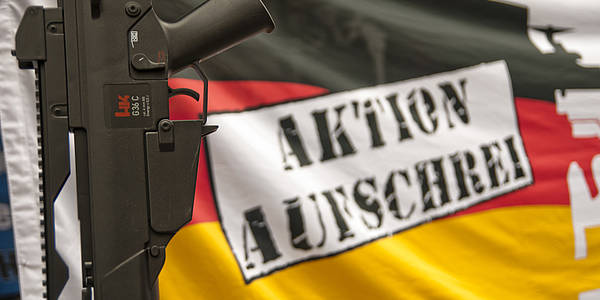 "Aktion Aufschrei - Stoppt den Waffenhandel!" bei Ohne Rüstung Leben