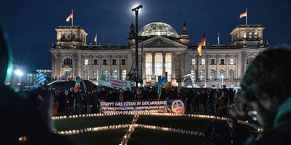 Stoppt das Töten in der Ukraine - Kundgebung am 23. Februar 2024 in Berlin