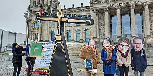 Aktionstag der "Aktion Aufschrei - Stoppt den Waffenhandel!" am 26. Februar 2020 in Berlin