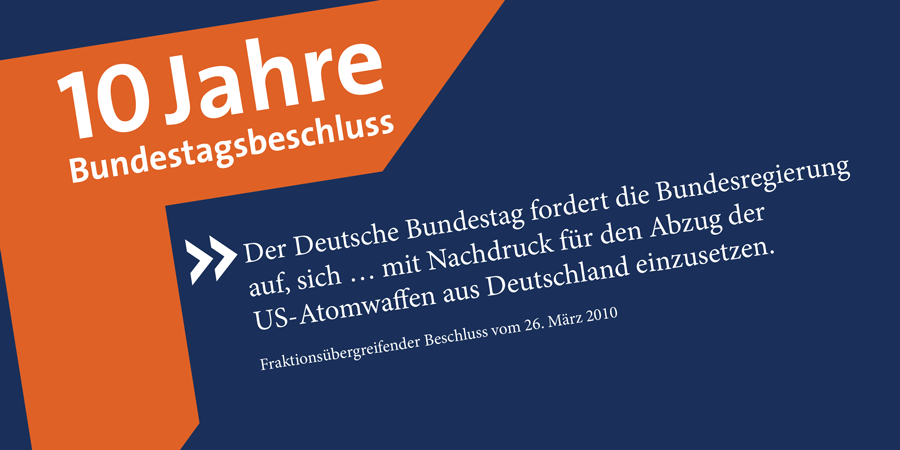 Aktionspostkarte - 10 Jaher Bundestagsbeschluss zum Abzug der Atomwaffen aus Deutschland