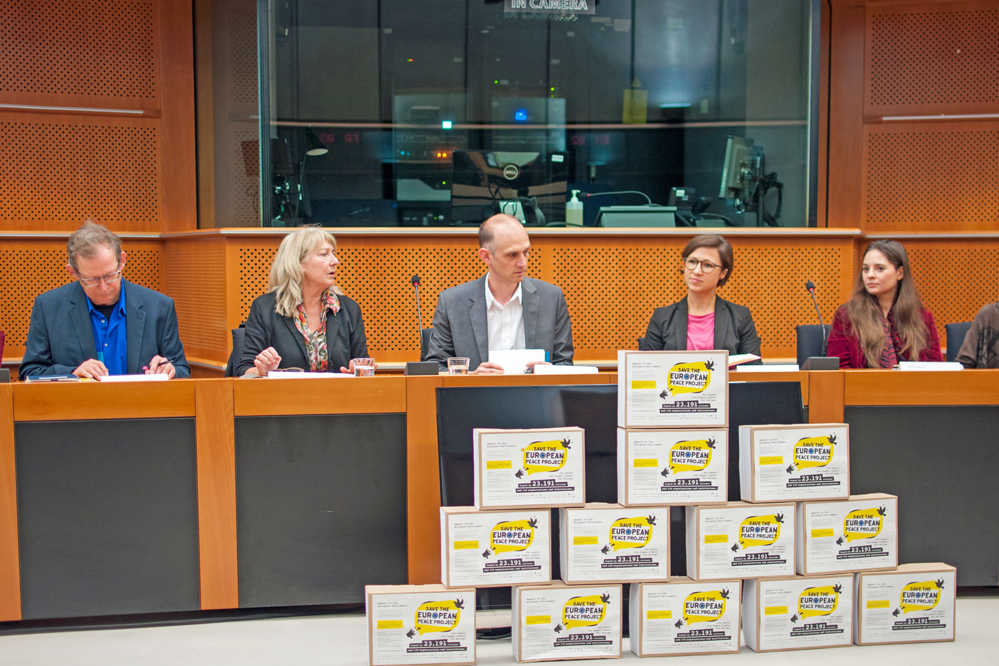 Rettet das Friedensprojekt Europa - Podiumsdiskussion mit Hannah Neumann im Europäische Parlament
